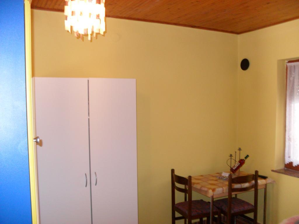 Oazis Apartman Гаркань Екстер'єр фото