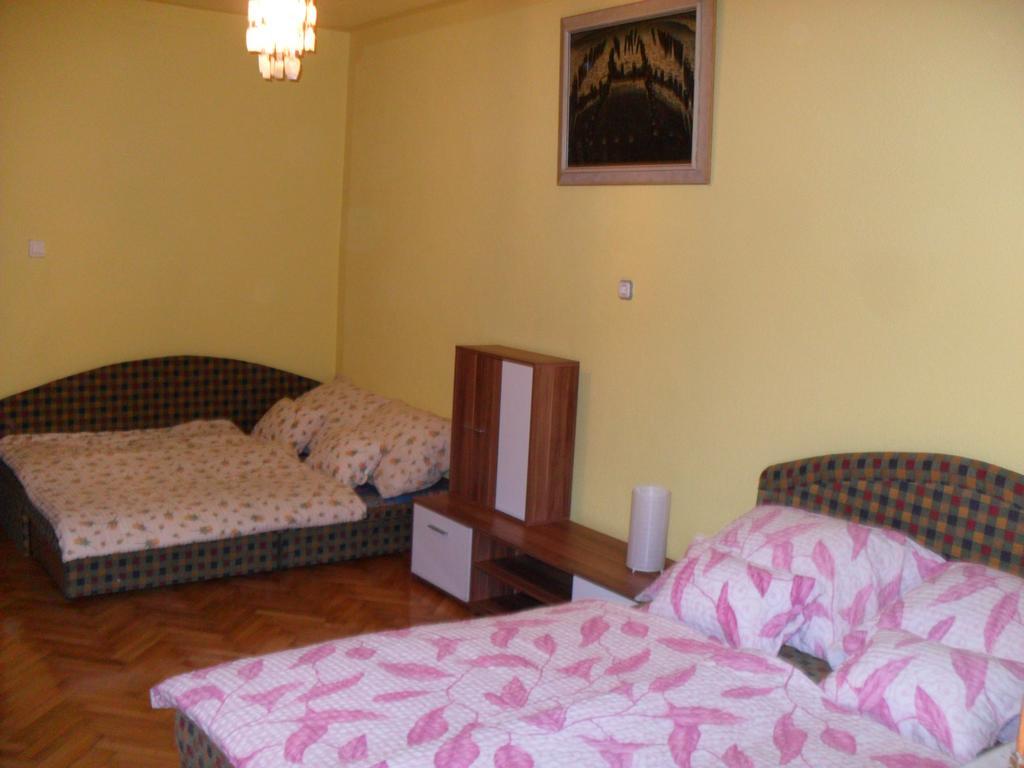 Oazis Apartman Гаркань Екстер'єр фото
