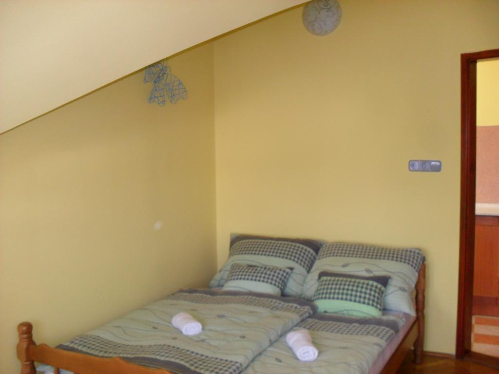Oazis Apartman Гаркань Екстер'єр фото