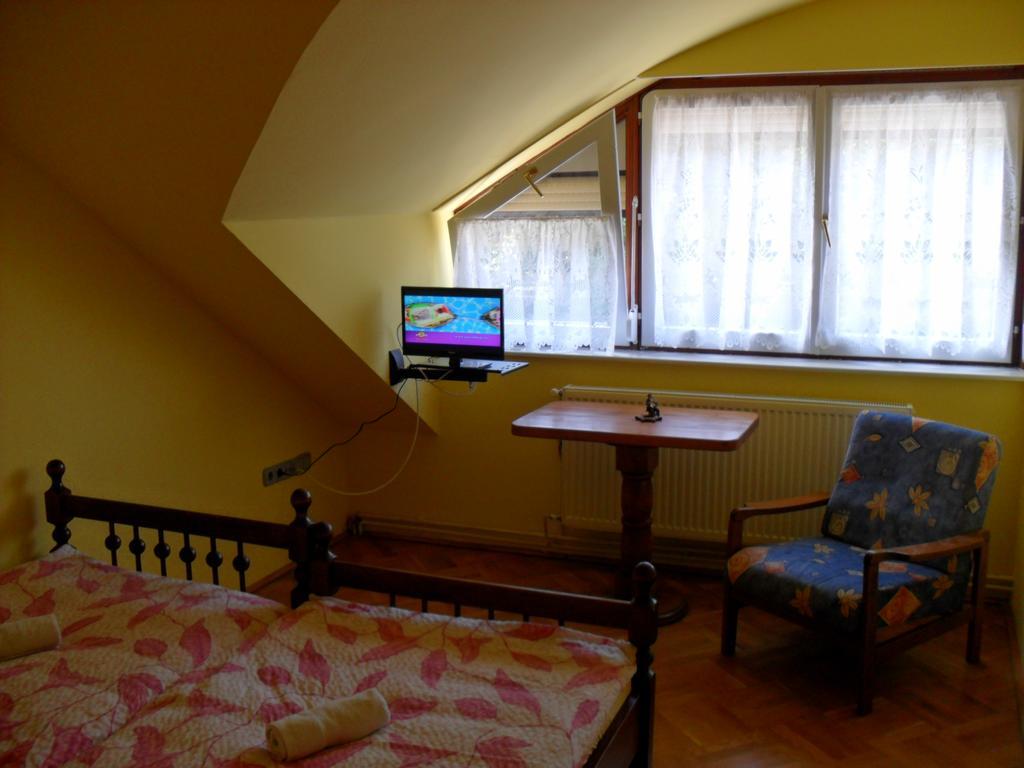 Oazis Apartman Гаркань Екстер'єр фото