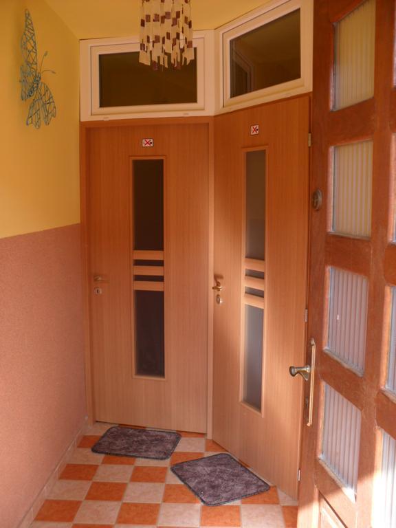 Oazis Apartman Гаркань Екстер'єр фото