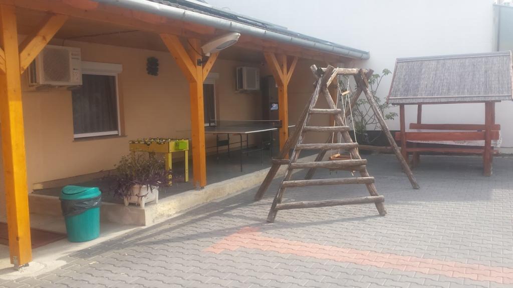 Oazis Apartman Гаркань Екстер'єр фото